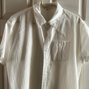 Classic White Men's Shirt short sleeved size L